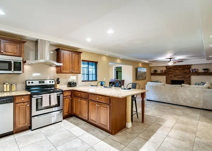 Large 4br Pool Near Old Town Asu Baseball Holiday home *