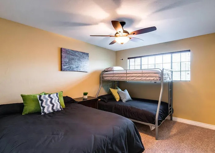 Holiday home Large 4br Pool Near Old Town Asu Baseball *